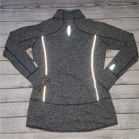 Athleta Running Wild 3.0 Half Zip - Picture 6 of 7